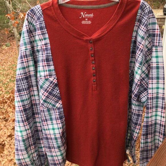 Reworked Flannel Tee, Size L-2XL: Upcycled Oversized Rust Waffle Knit Shirt - Picture 4 of 10